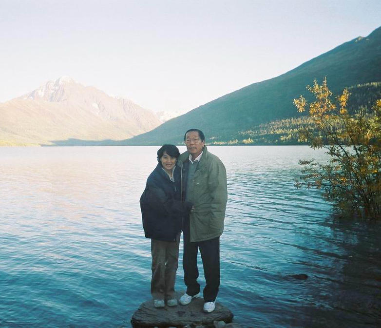 emotosateklutnalake90804.jpg